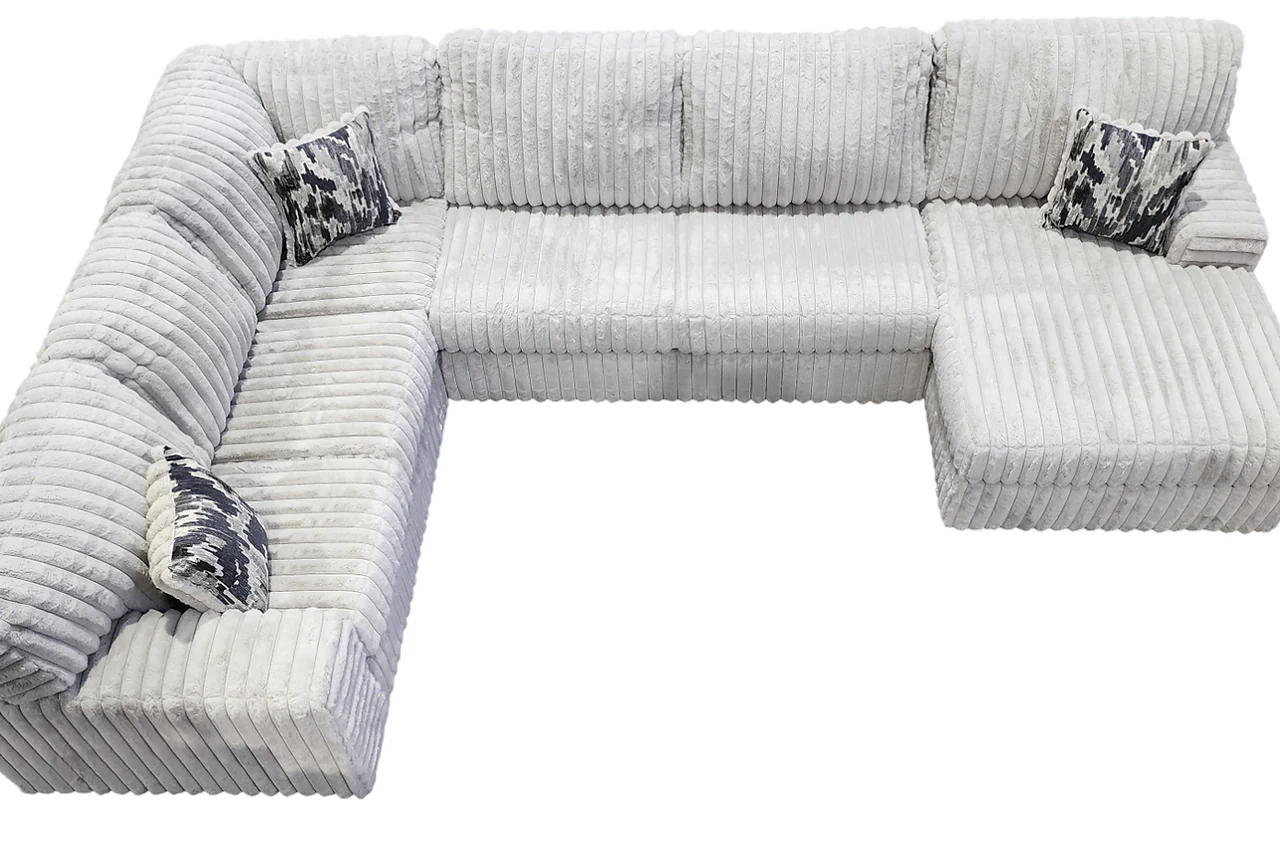 Austin Light Gray 3-Piece Sectional - Image 3