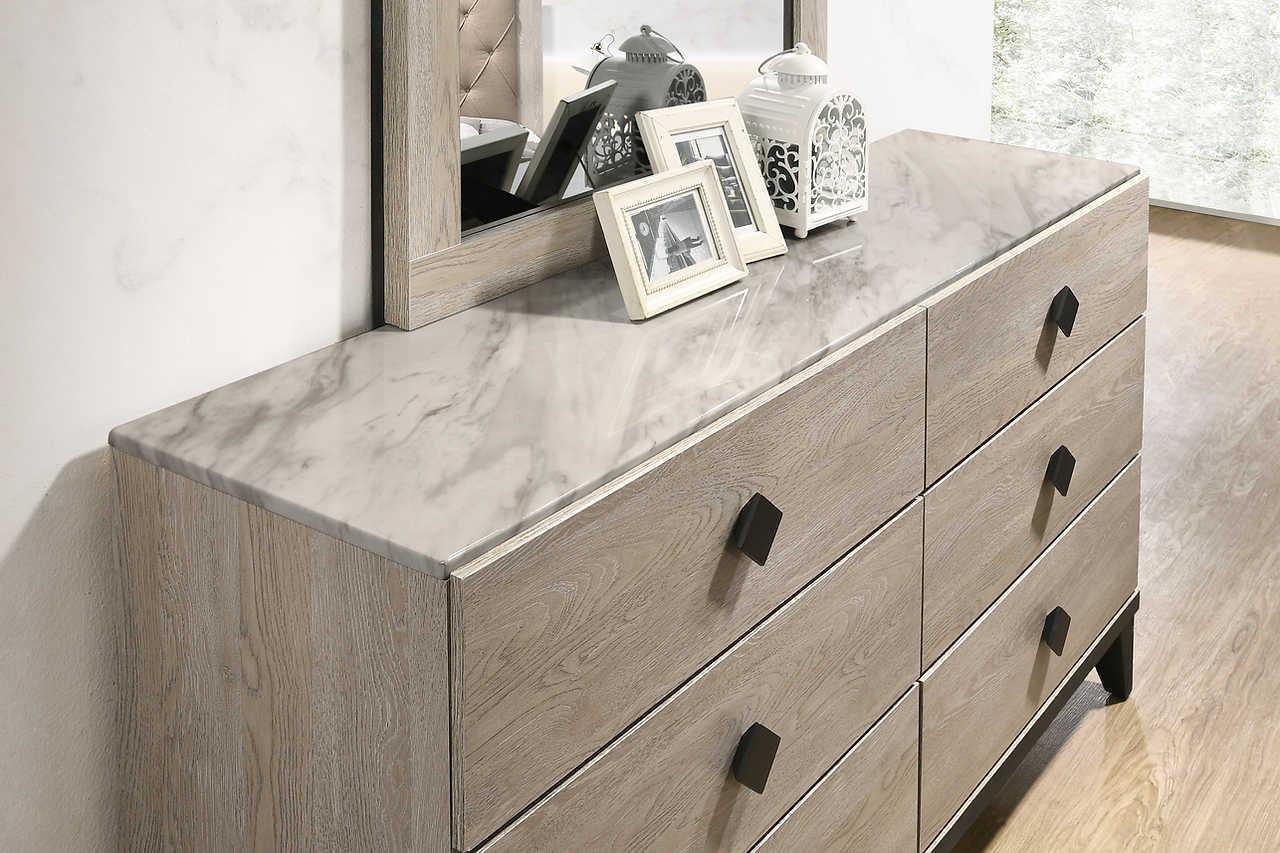 Giza Light Gray Upholstered Tufted Panel Bedroom Set - Image 3