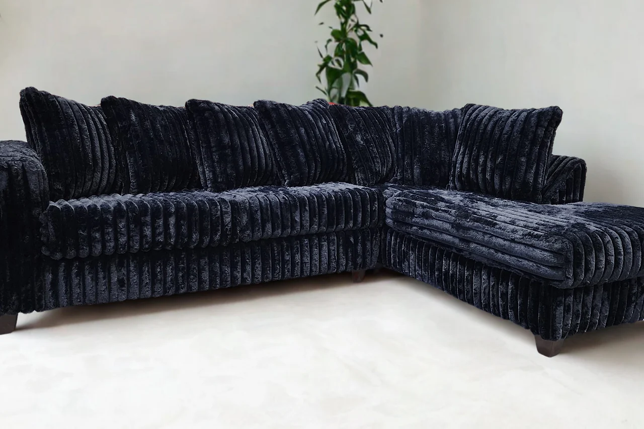 Gia Black 2-Piece Sectional - Image 1