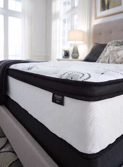 M697 -12″ Hybrid Queen Mattress