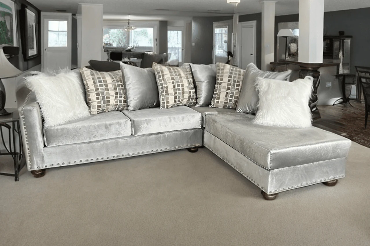Zander Silver Sectional - Image 1