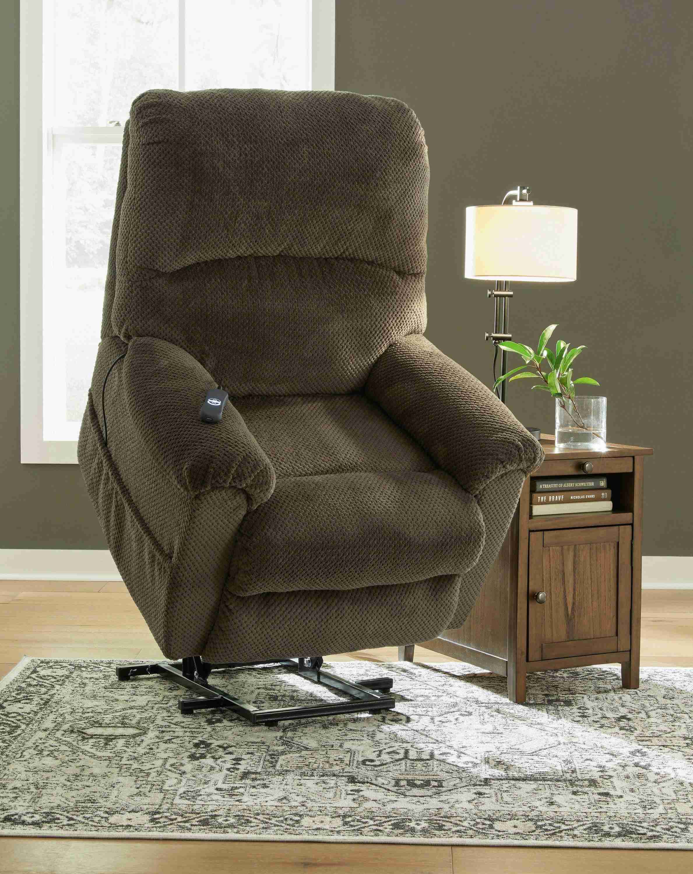 Cocholate Fabric Power Lift Recliner - Image 2