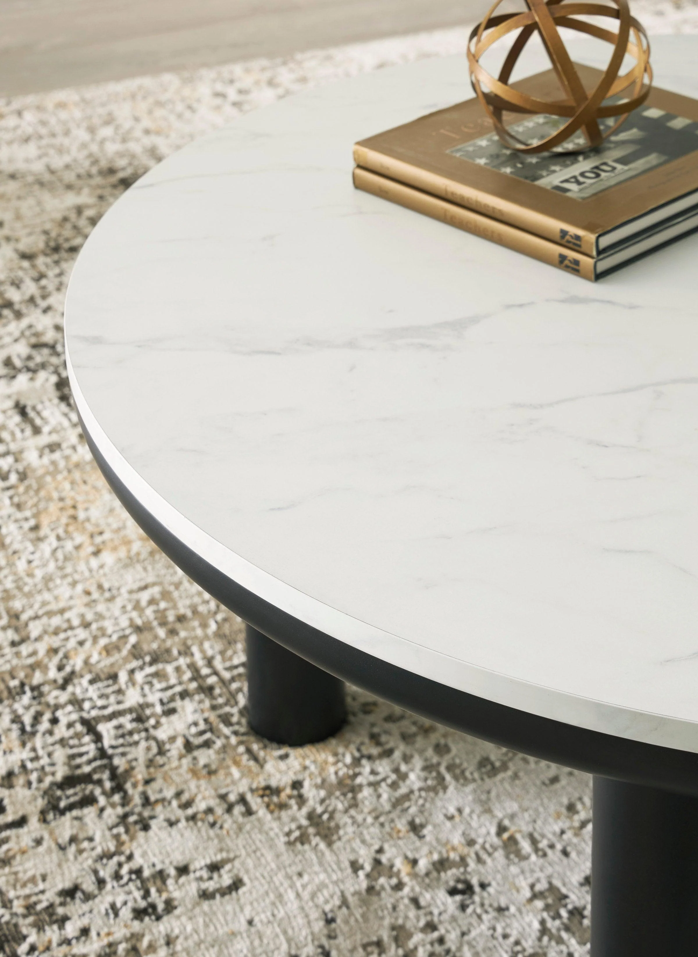Kom Black White Occasional Table Set - Image 3