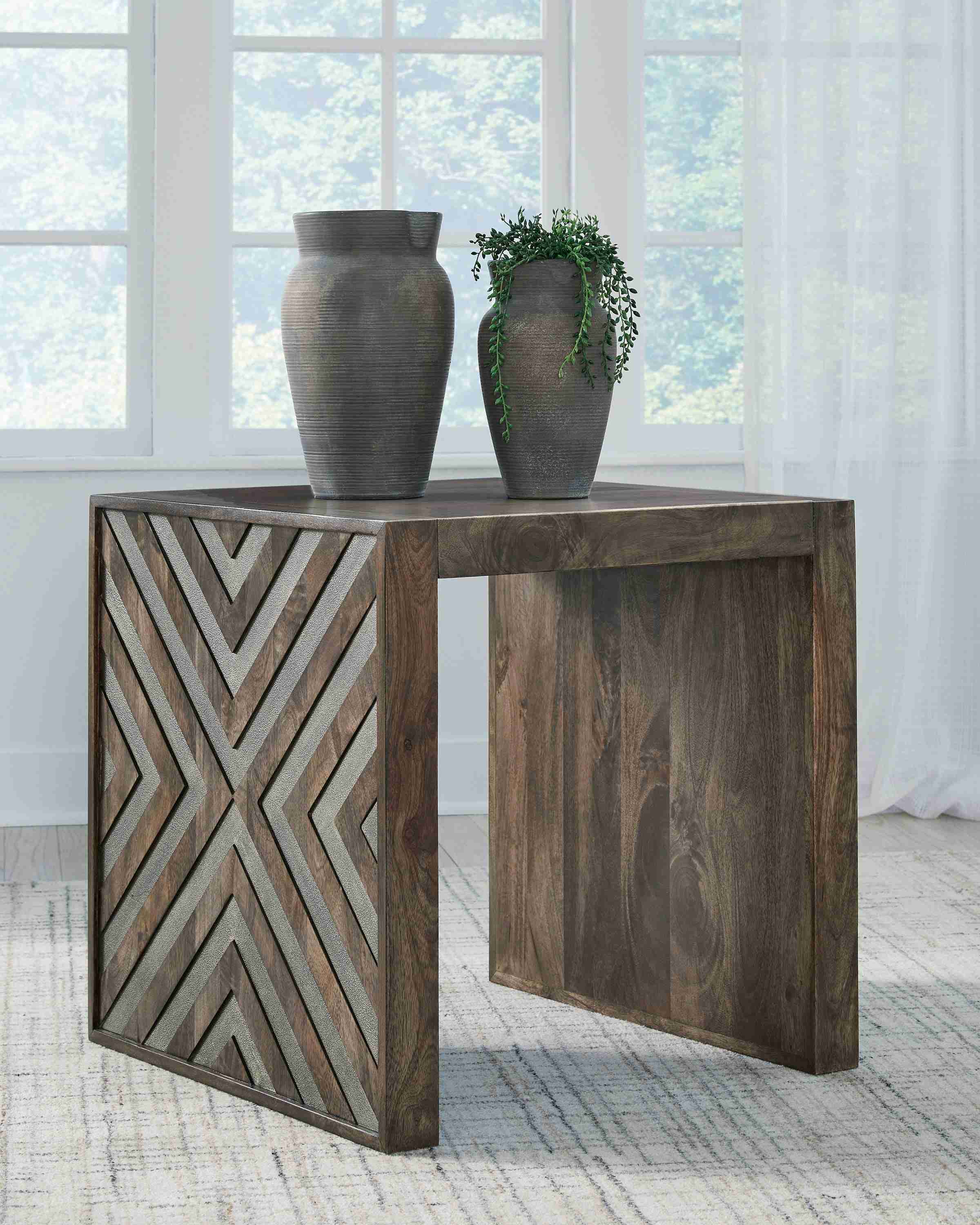 Dreggan Brown Occasional Table Set - Image 3