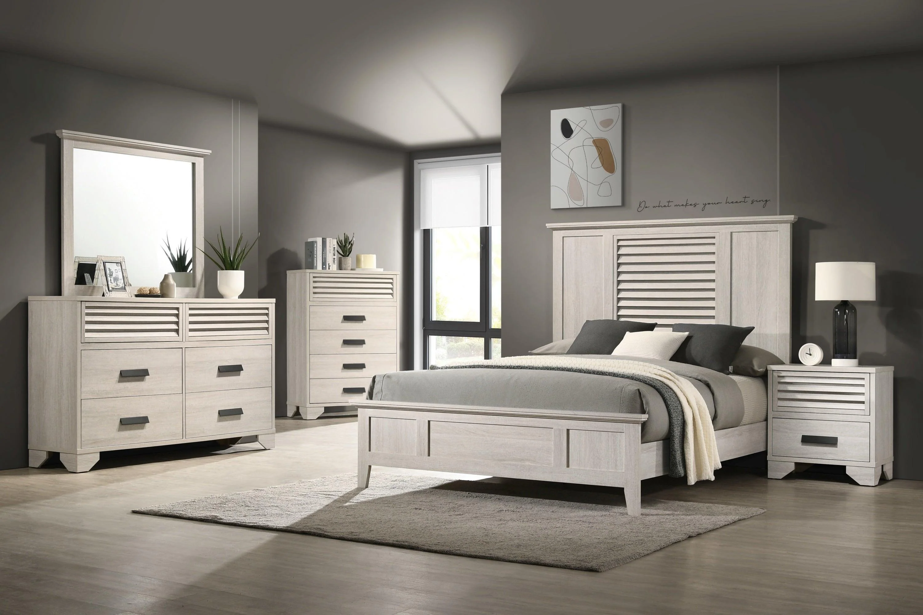 Sarter White Panel Queen Bed - Image 3