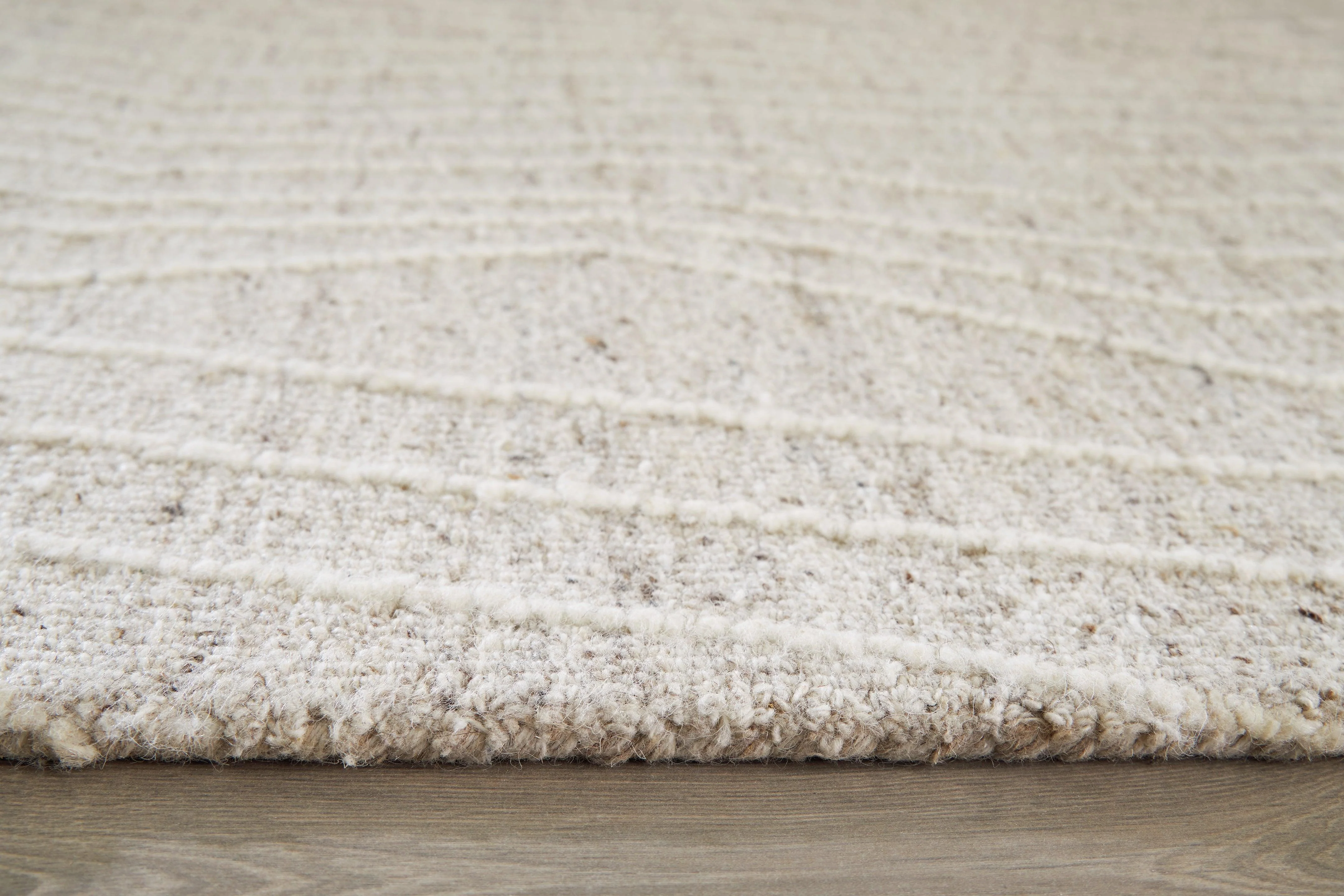 Varahill Gray Ivory Medium Rug - Image 3