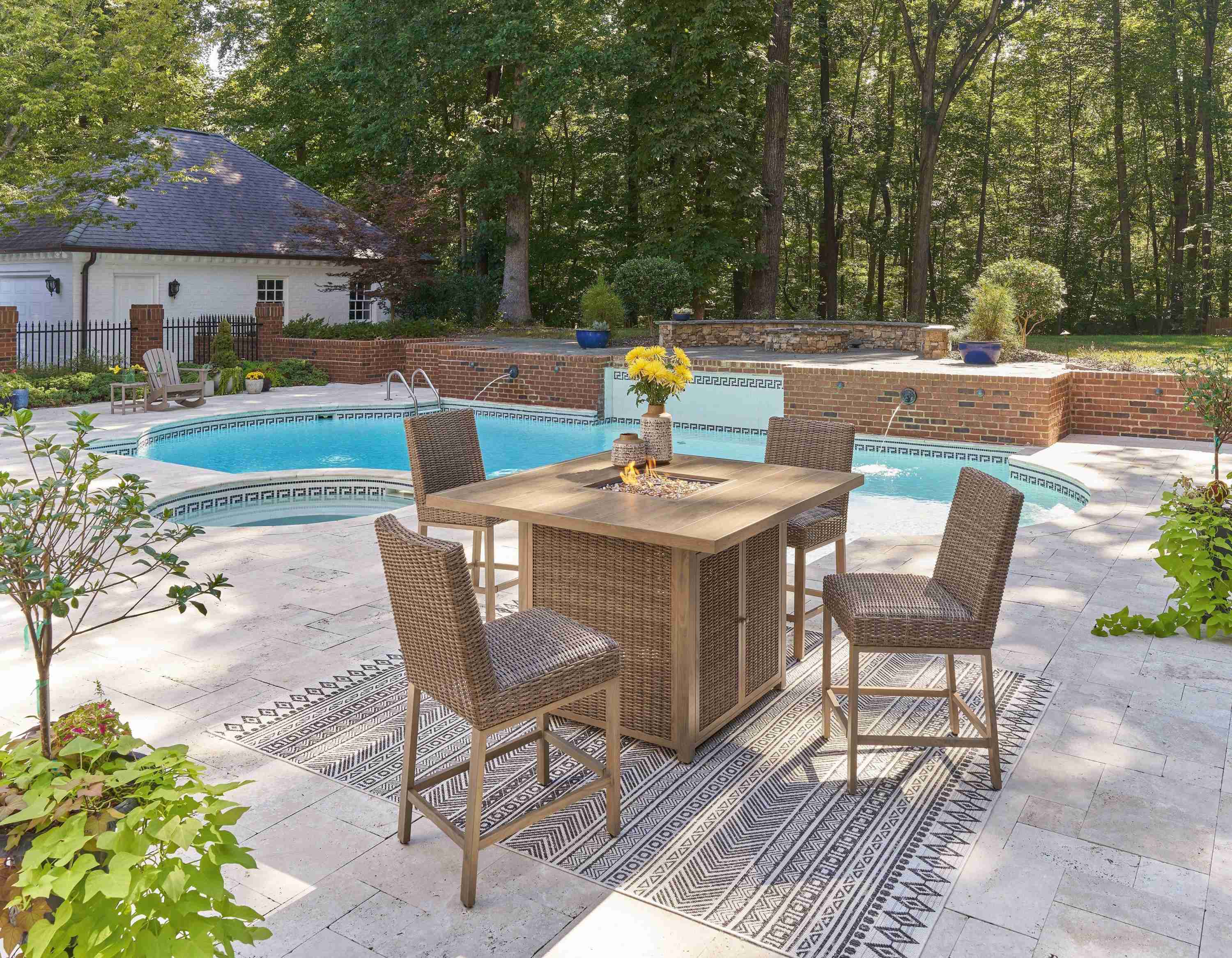Walton Driftwood Bridge Outdoor Bar Table And 4 Barstools - Image 2