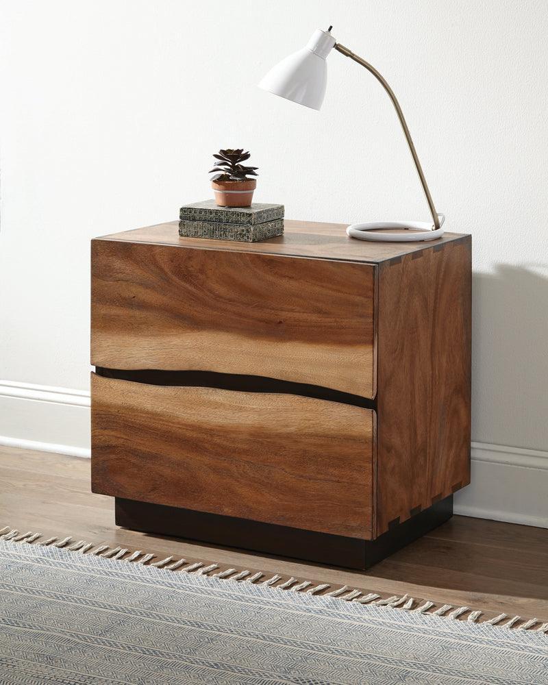 Winslow Smokey Walnut Coffee Bean Panel Bedroom Set - Image 3